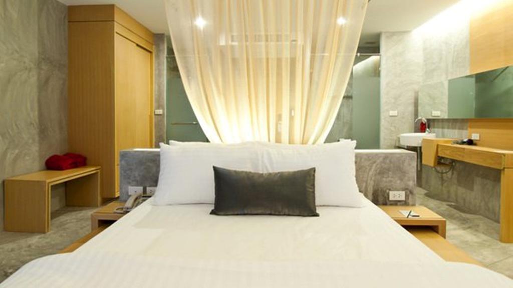 The Now Hotel - Sha Extra Plus Jomtien Beach Room photo